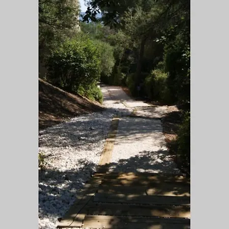 Hyeres, Acces Mer Daire Hyères