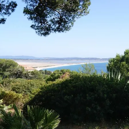 Hyères, accès mer (300m) par chemin privé *
